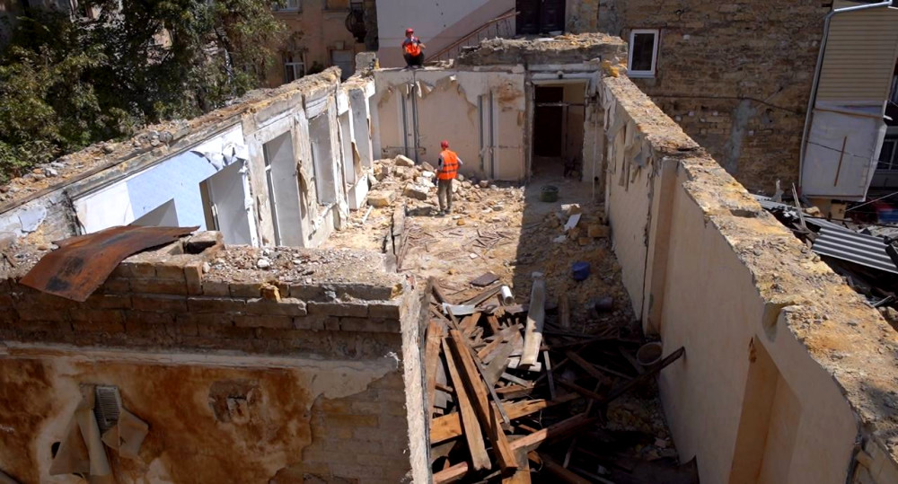 6136 image for slide